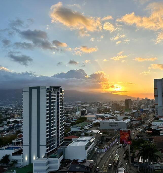 Penthouse En Los Yoses, Vista De Los Dioses Fast Wifi San José Exterior foto